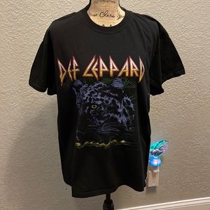 Def Leppard Band Tee